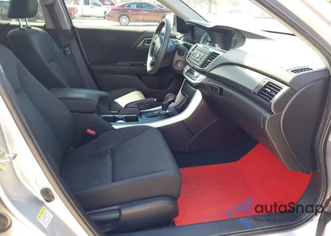 2015 Honda Accord Lx z USA, uszkodzony, nr VIN 1HGCR2F3XFA128184